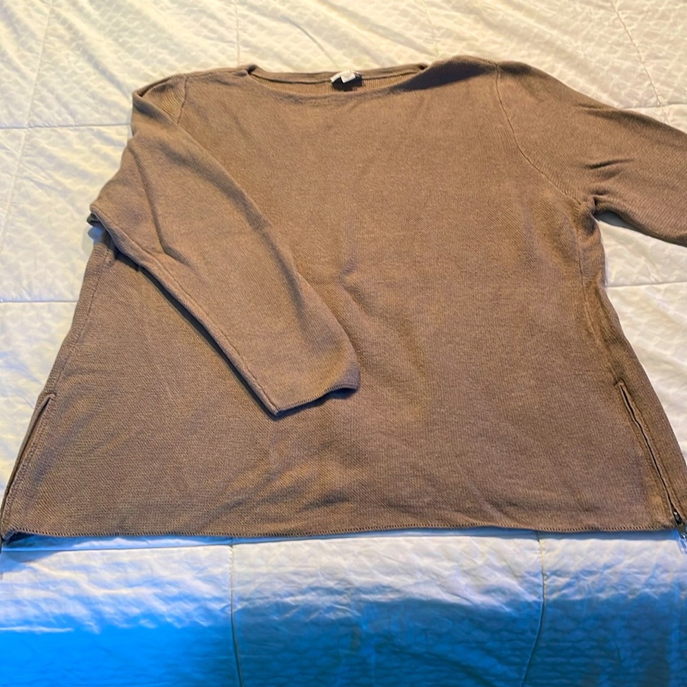 J Jill long sleeve crew neck sweater
